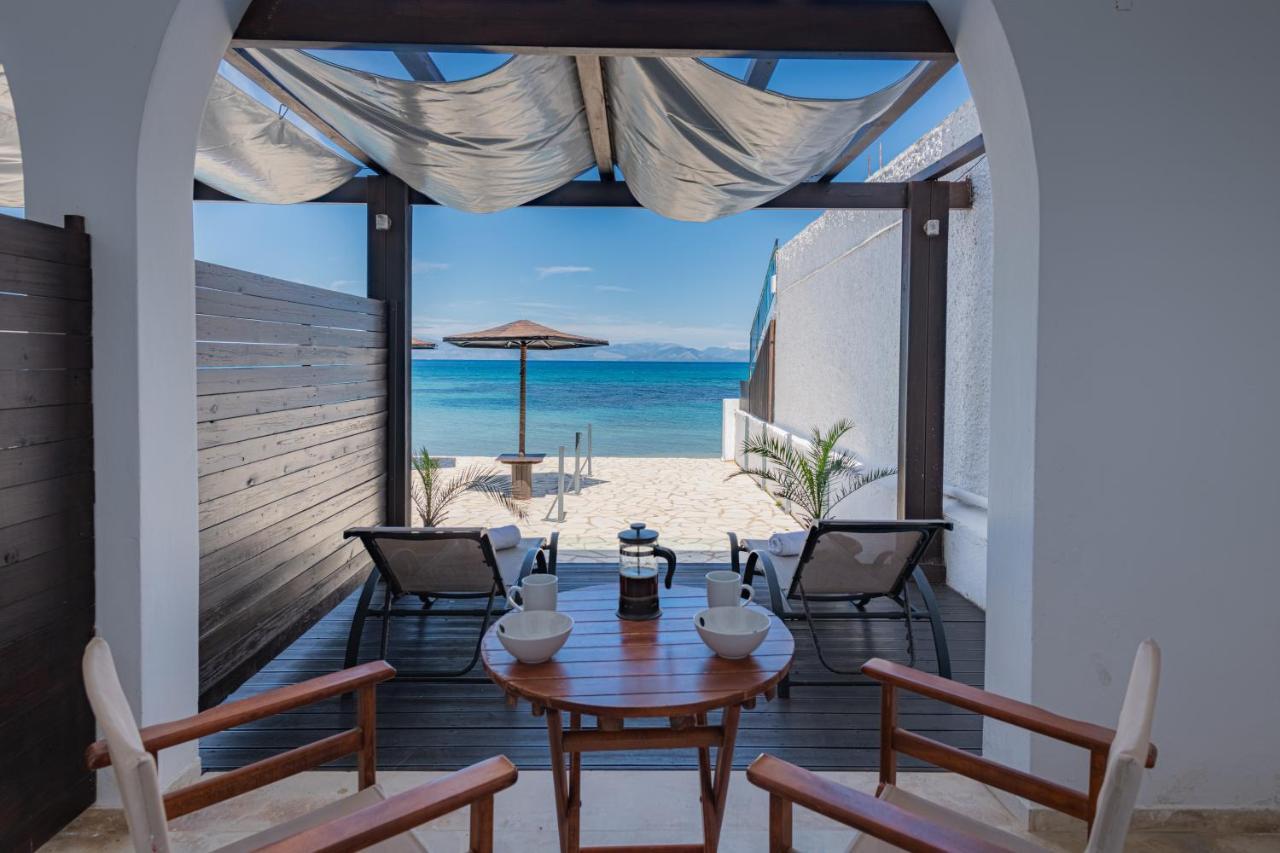 Galini Beach Studios And Penthouse Mesongí Екстериор снимка