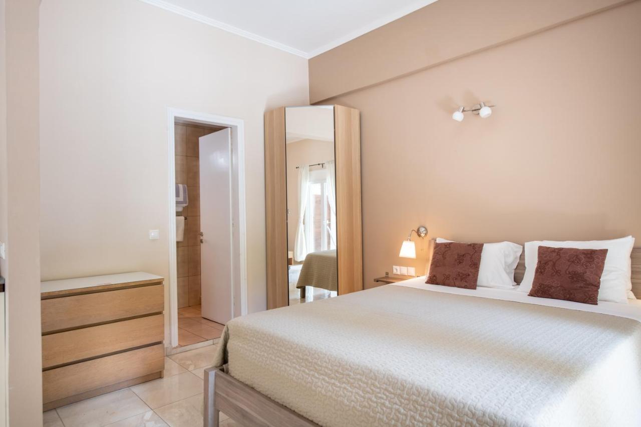 Galini Beach Studios And Penthouse Mesongí Екстериор снимка