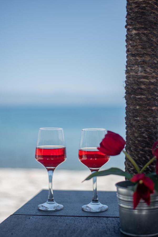 Galini Beach Studios And Penthouse Mesongí Екстериор снимка